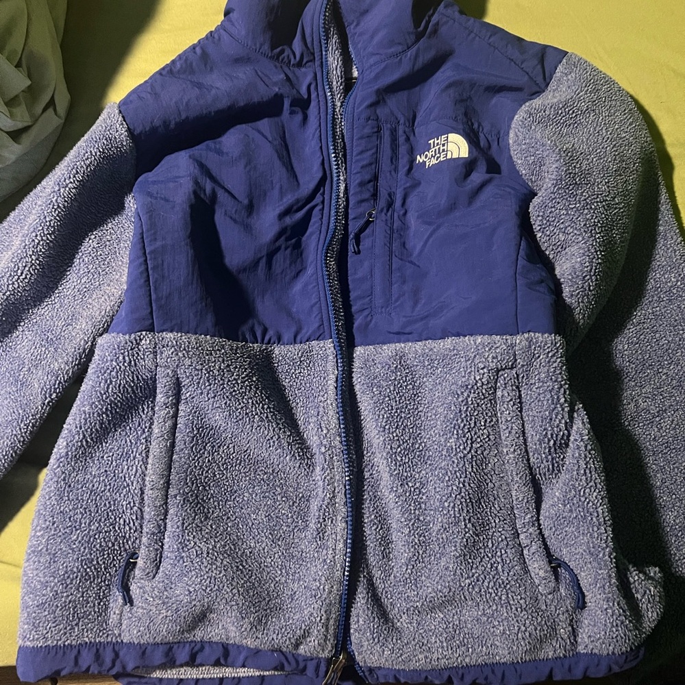 The North Face women’s Denali Blue Jacket